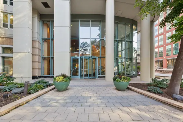 345 N LaSalle ST #1904, Chicago, IL 60654