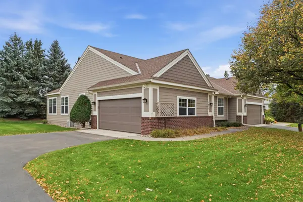 1075 Victoria Greens BLVD, Victoria, MN 55386