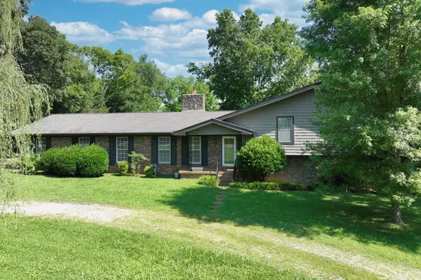 2085 Leeville Pike, Lebanon, TN 37090