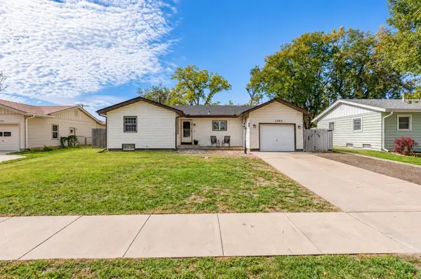 2086 Edward St, Salina, KS 67401