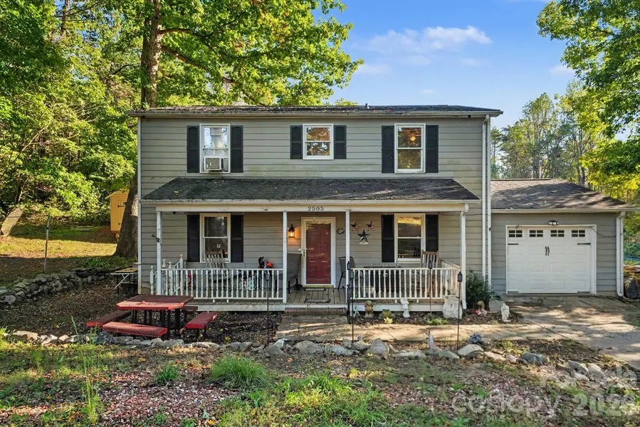 2505 Point ST, Conover, NC 28610