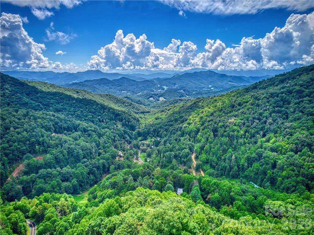 00 Reo DR, Waynesville, NC 28785