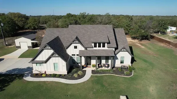 498 County Road 4598, Boyd, TX 76023