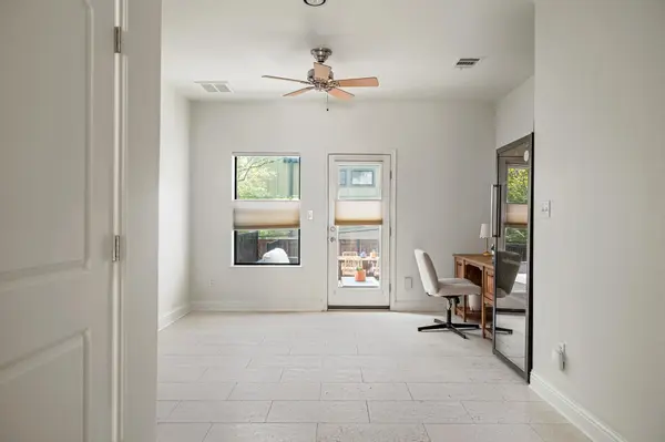 2505 Enfield RD #12, Austin, TX 78703
