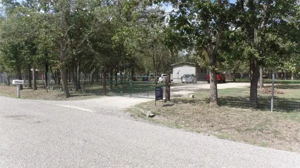 150 Mandy LN, Red Rock, TX 78662