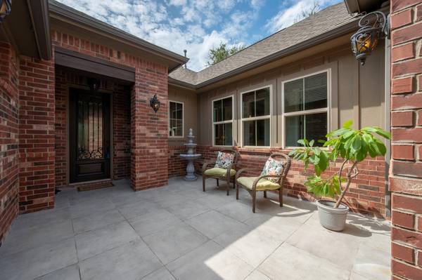 200 Lake Rim CIR, Georgetown, TX 78633