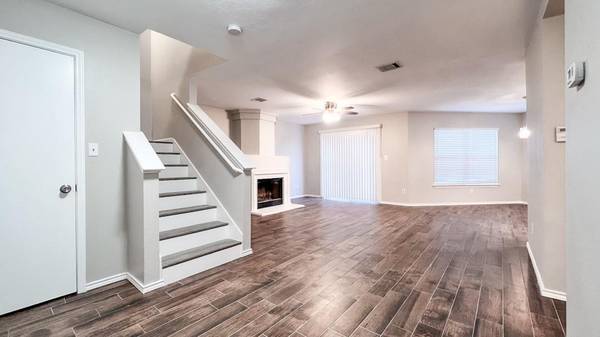 400 Catumet DR, Pflugerville, TX 78660