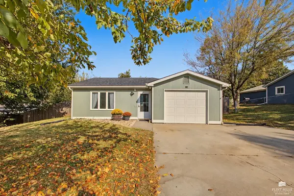 403 Stallion ST, Ogden, KS 66517