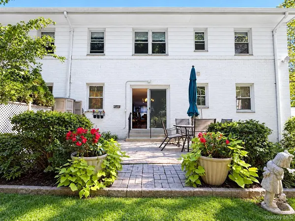 31 Avon CIR #A, Rye Brook, NY 10573