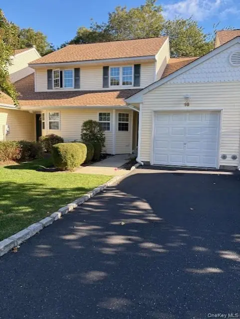 16 Blackberry Commons, Riverhead, NY 11901