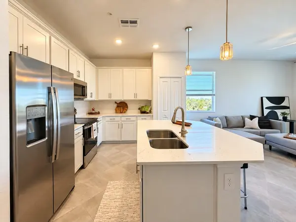 17560 OPAL SAND DR #301, Venice, FL 34293
