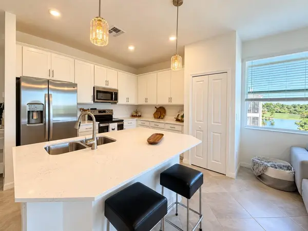 17560 OPAL SAND DR #301, Venice, FL 34293