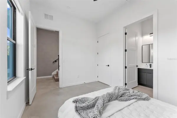 1218 E KAY ST #21, Tampa, FL 33602
