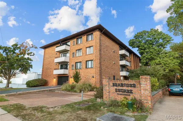 1030 N Harrison AVE #403, Kirkwood, MO 63122