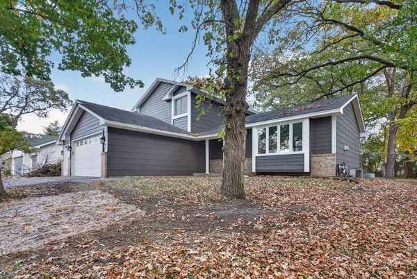 12007 Wedgewood DR NW, Coon Rapids, MN 55433