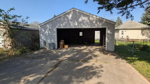 815 10th AVE SW, Austin, MN 55912