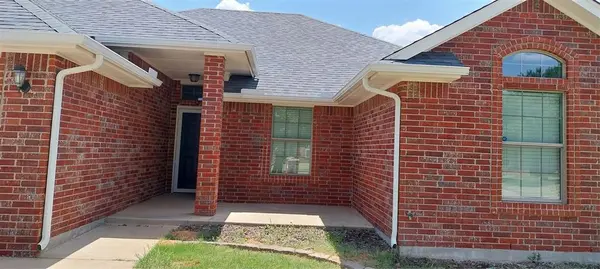 808 Canyon DR, Yukon, OK 73099