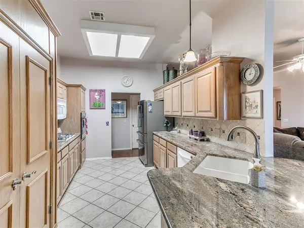 3300 Judy TER, Moore, OK 73160