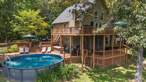 4250 Four Seasons Rd, Smithville, TN 37166