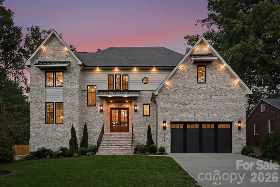 529 Kenlough DR, Charlotte, NC 28209