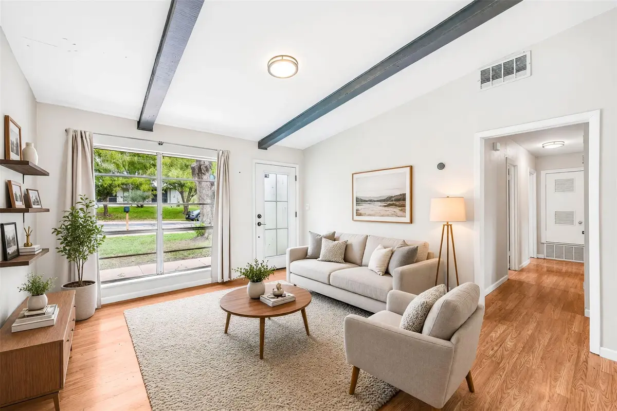 2207 Palmera CV, Austin, TX 78744