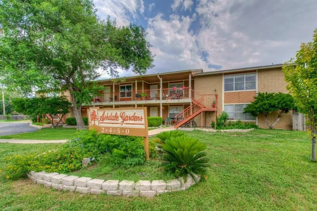2450 Ashdale DR #D219, Austin, TX 78757