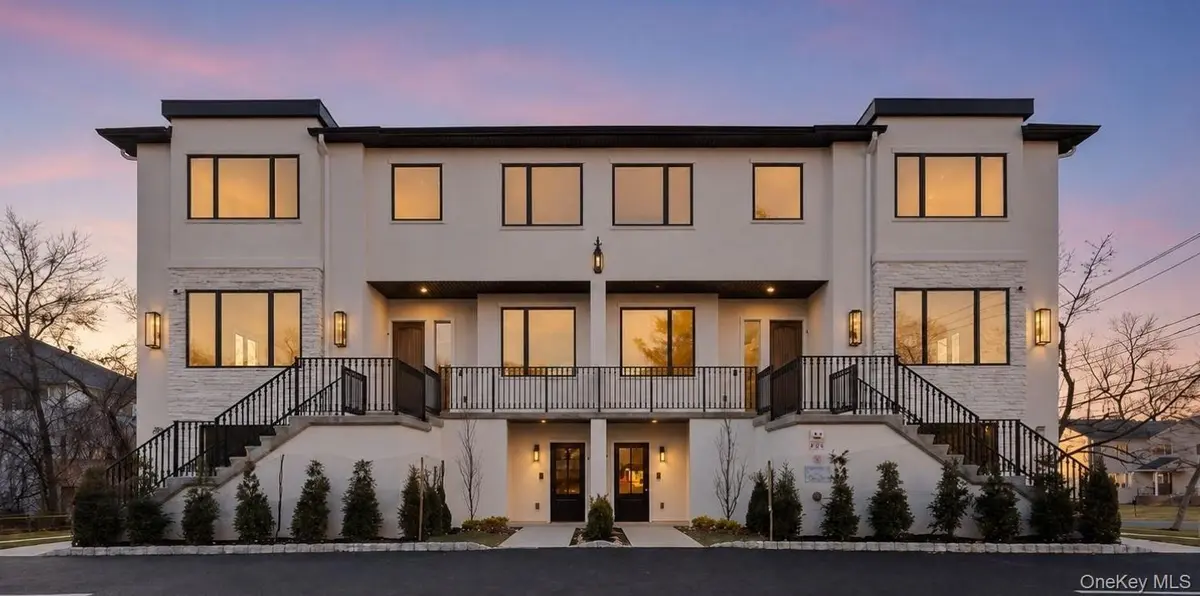 1 Dykstras WAY #201, Monsey, NY 10952