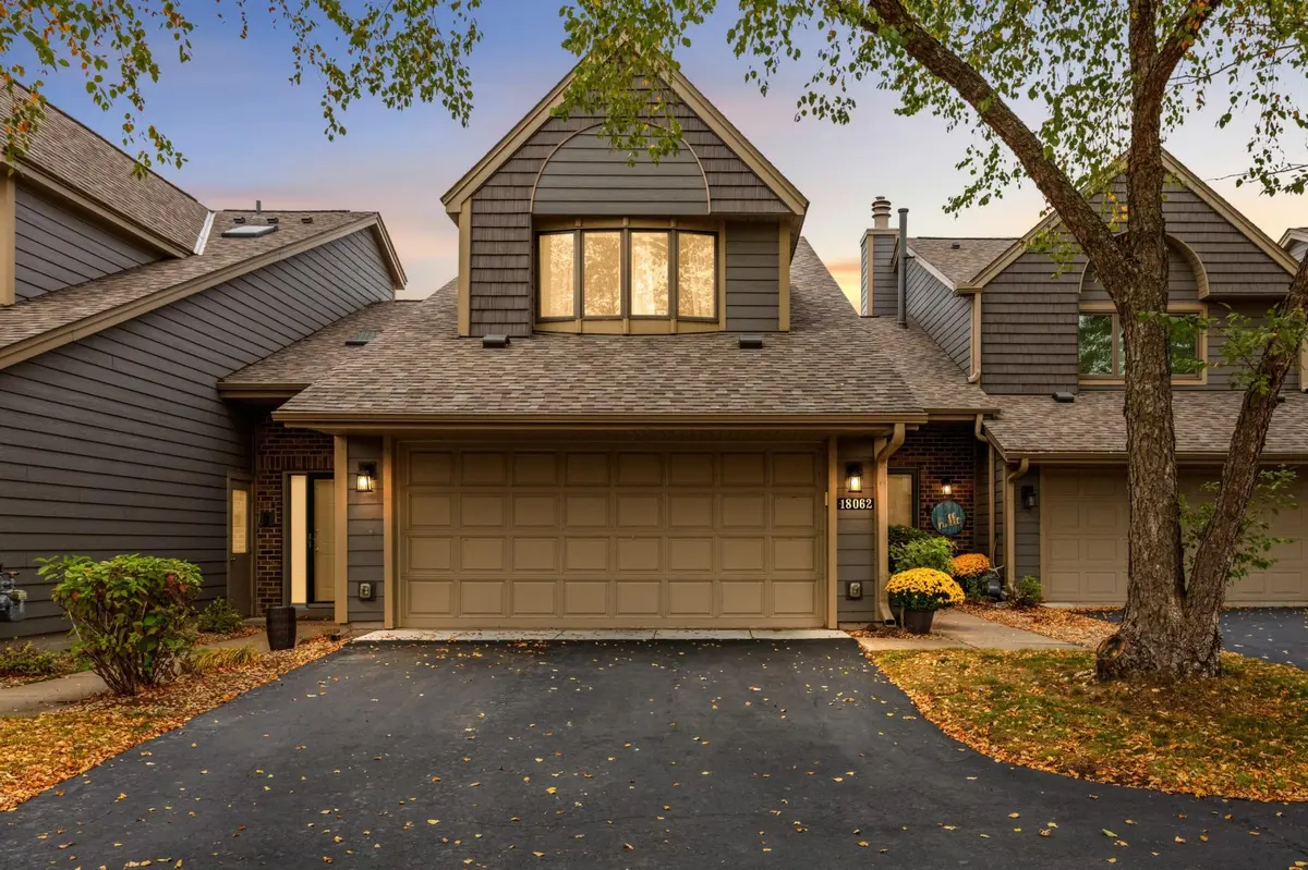 18062 Judicial WAY N, Lakeville, MN 55044