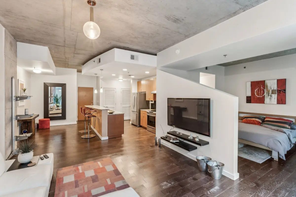 301 Demonbreun St #1015, Nashville, TN 37201