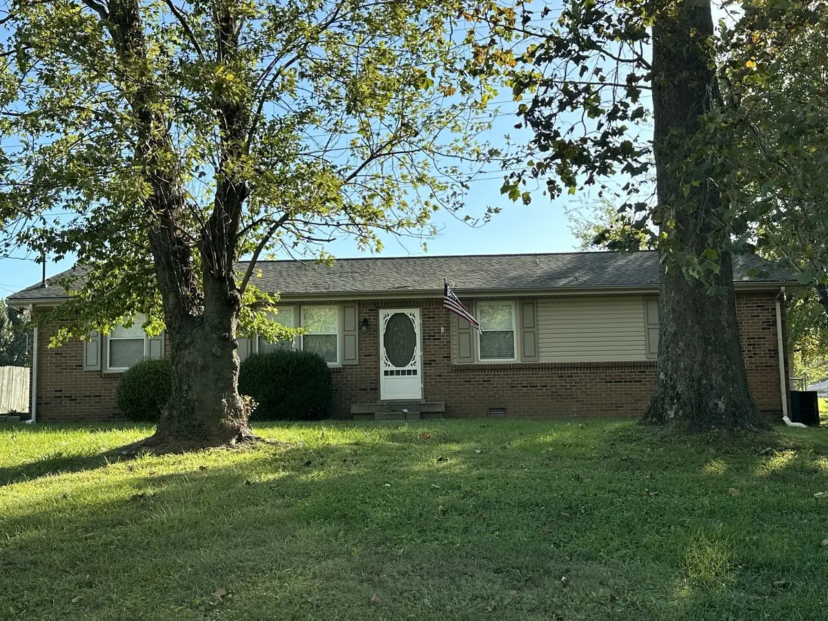 305 Welchwood Dr, Clarksville, TN 37040