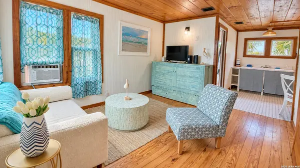 340 N Alister ST #2, Port Aransas, TX 78373