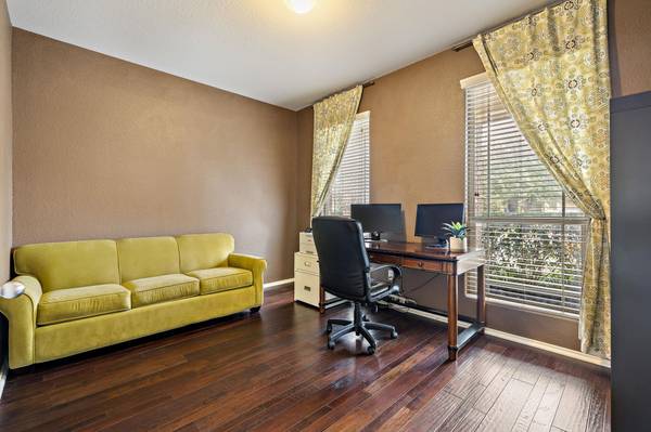 134 Paul Azinger DR, Round Rock, TX 78664