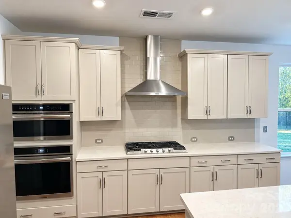2036 Sweet Magnolia LN, Clover, SC 29710