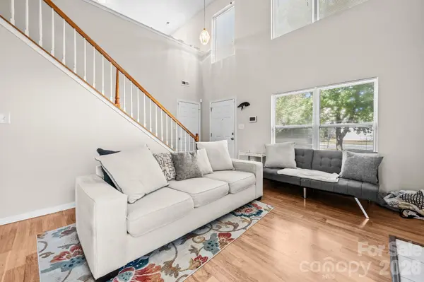 2636 Cochrane DR, Charlotte, NC 28269