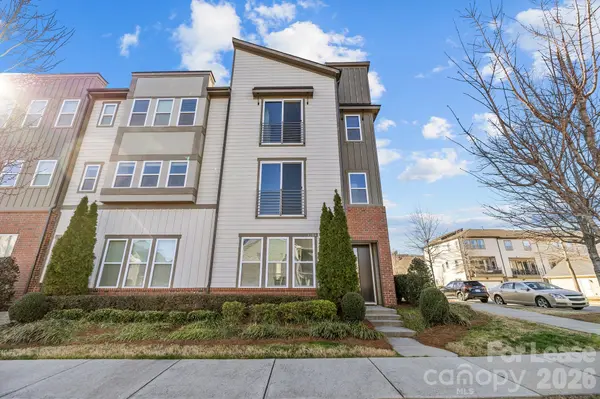 3204 Moss LN, Charlotte, NC 28206