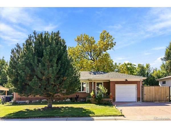 3150 W Layton, Englewood, CO 80110