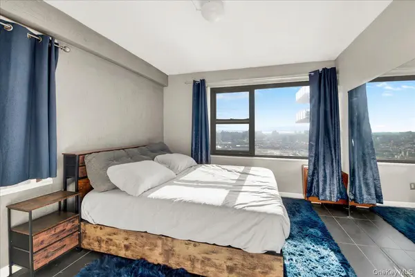 1020 Grand Concourse #17M, Bronx, NY 10451