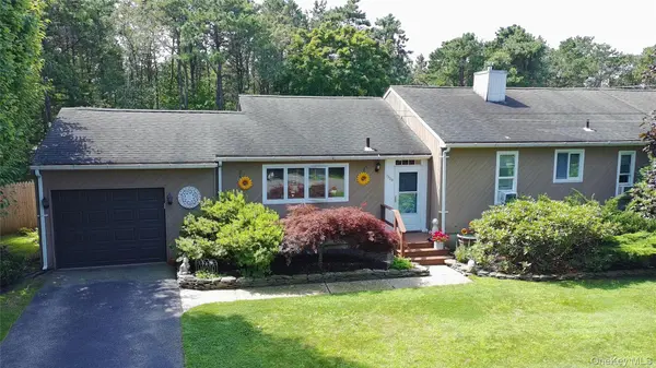 752 McCord ST #B, Westhampton Beach, NY 11978