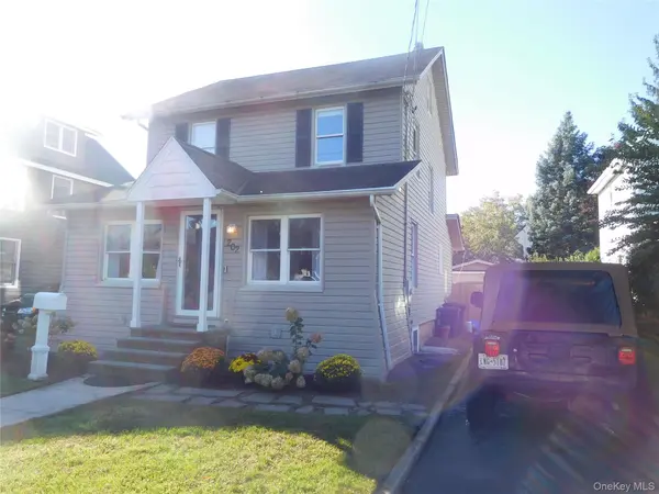 202 Linden ST, Rockville Centre, NY 11570