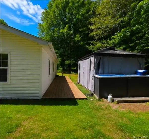 211 Cole RD, Hurleyville, NY 12747