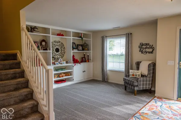 8426 Flick WAY, Indianapolis, IN 46237