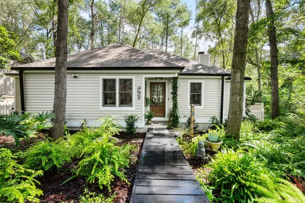 4623 SW 83RD DR, Gainesville, FL 32608