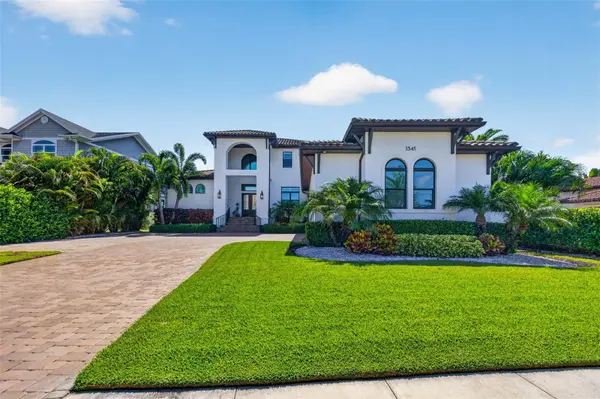 1341 MONTEREY BLVD NE, St Petersburg, FL 33704
