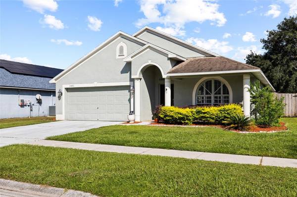 1401 LAKE SHORE RANCH DR, Seffner, FL 33584