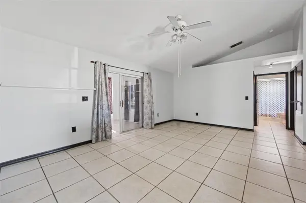 677 SAGAMORE DR, Deltona, FL 32738