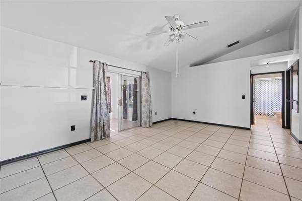 677 SAGAMORE DR, Deltona, FL 32738