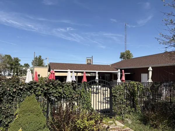 107 E Yates ST, Newman, IL 61942