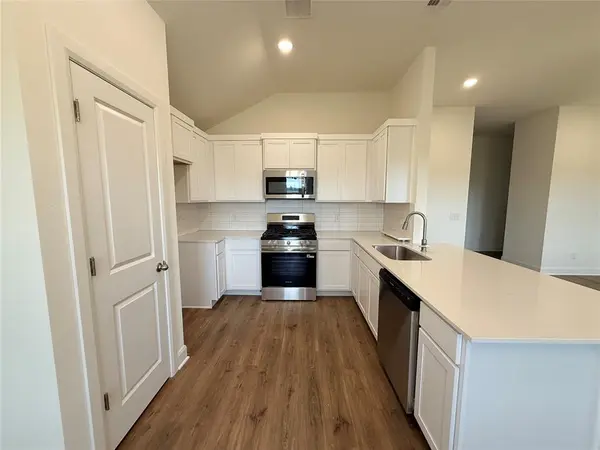 9201 Sweetwater BLVD, Oklahoma City, OK 73160