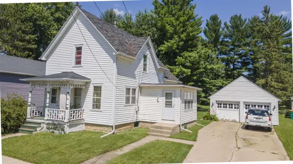 53 UNION ST, Ripon, WI 54971