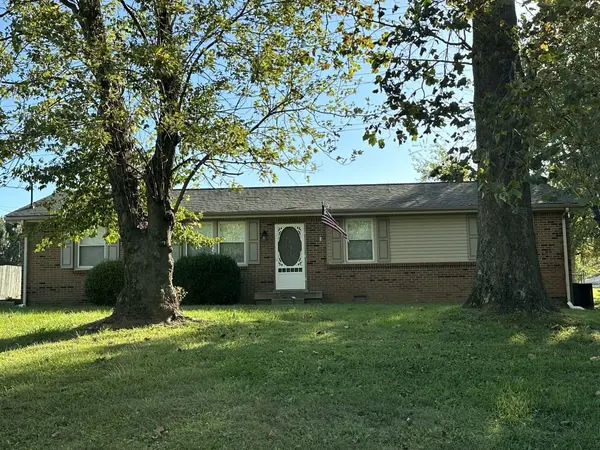 305 Welchwood Dr, Clarksville, TN 37040